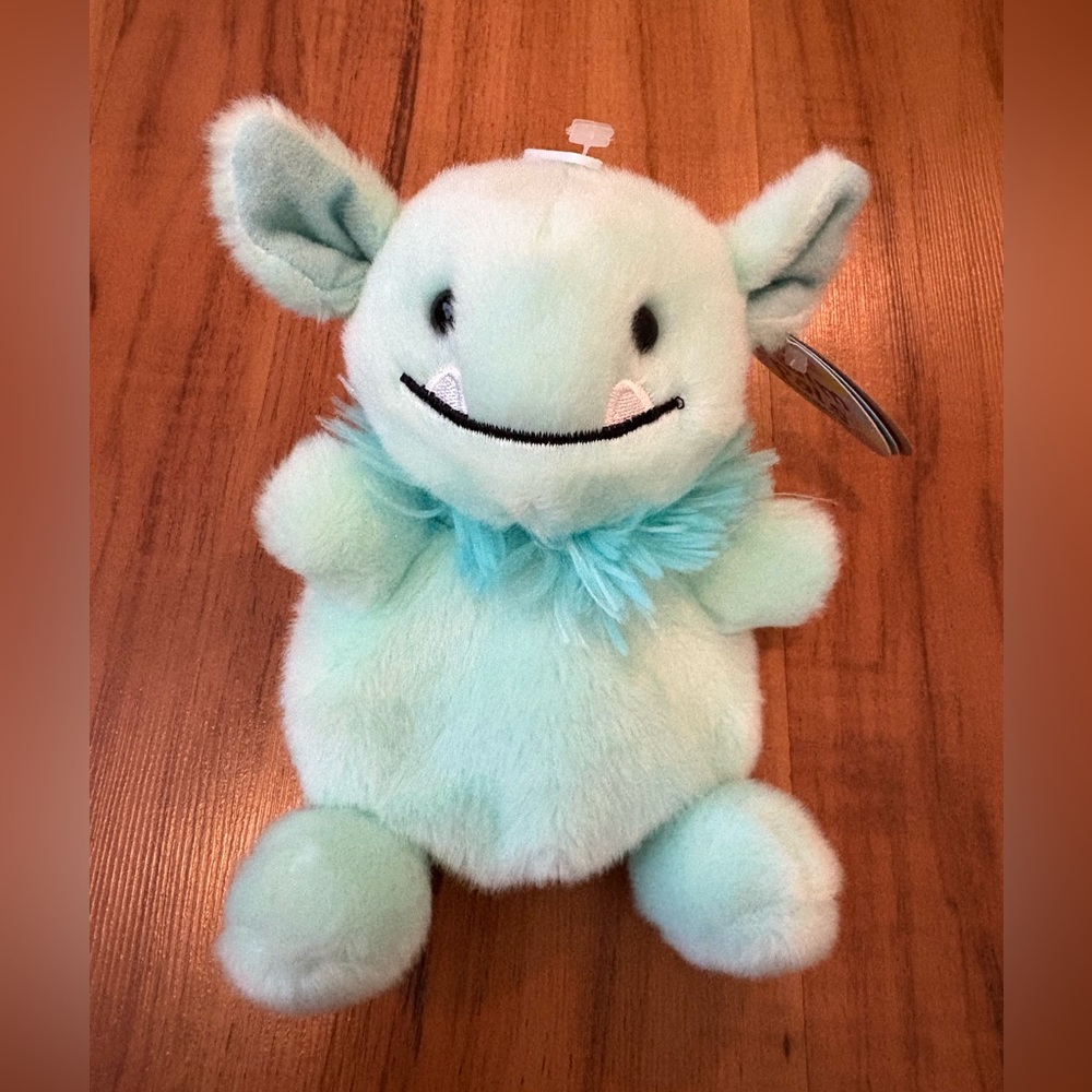Palm Pals Gribble Goblin Plush